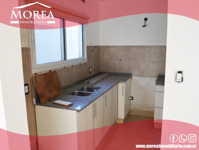 Oportunidad - Casa en venta: 24 e/ 48 y 49