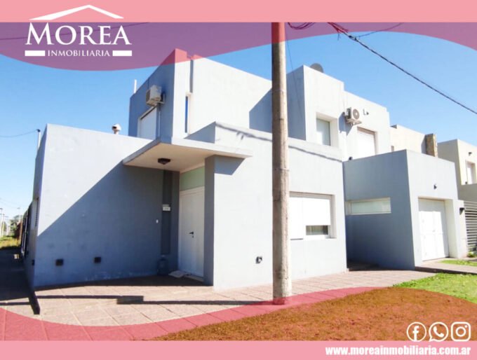 Casa en venta: 40 y 17