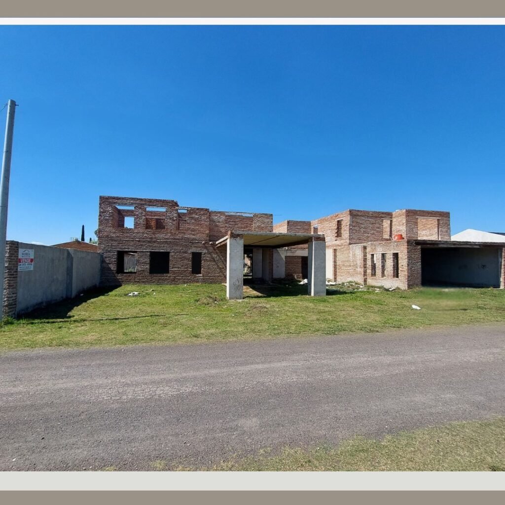 Construcción en Venta - 14 entre 30 y 31