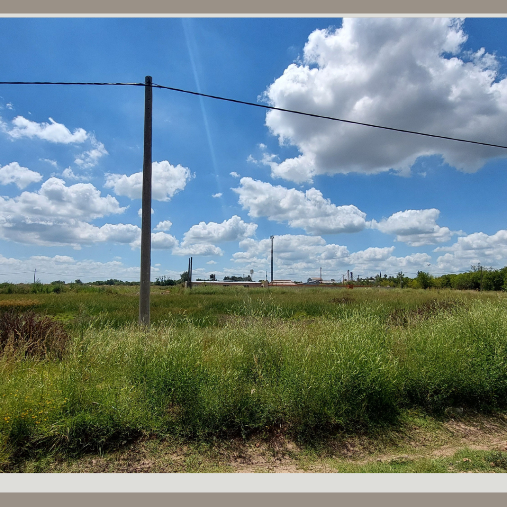 Terreno en Venta - 49 entre 1 y 3