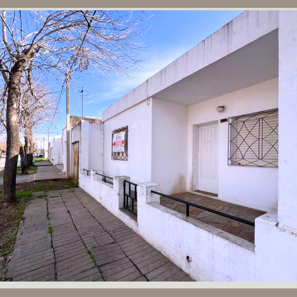 Casa en Venta - 52 entre 24 y 25