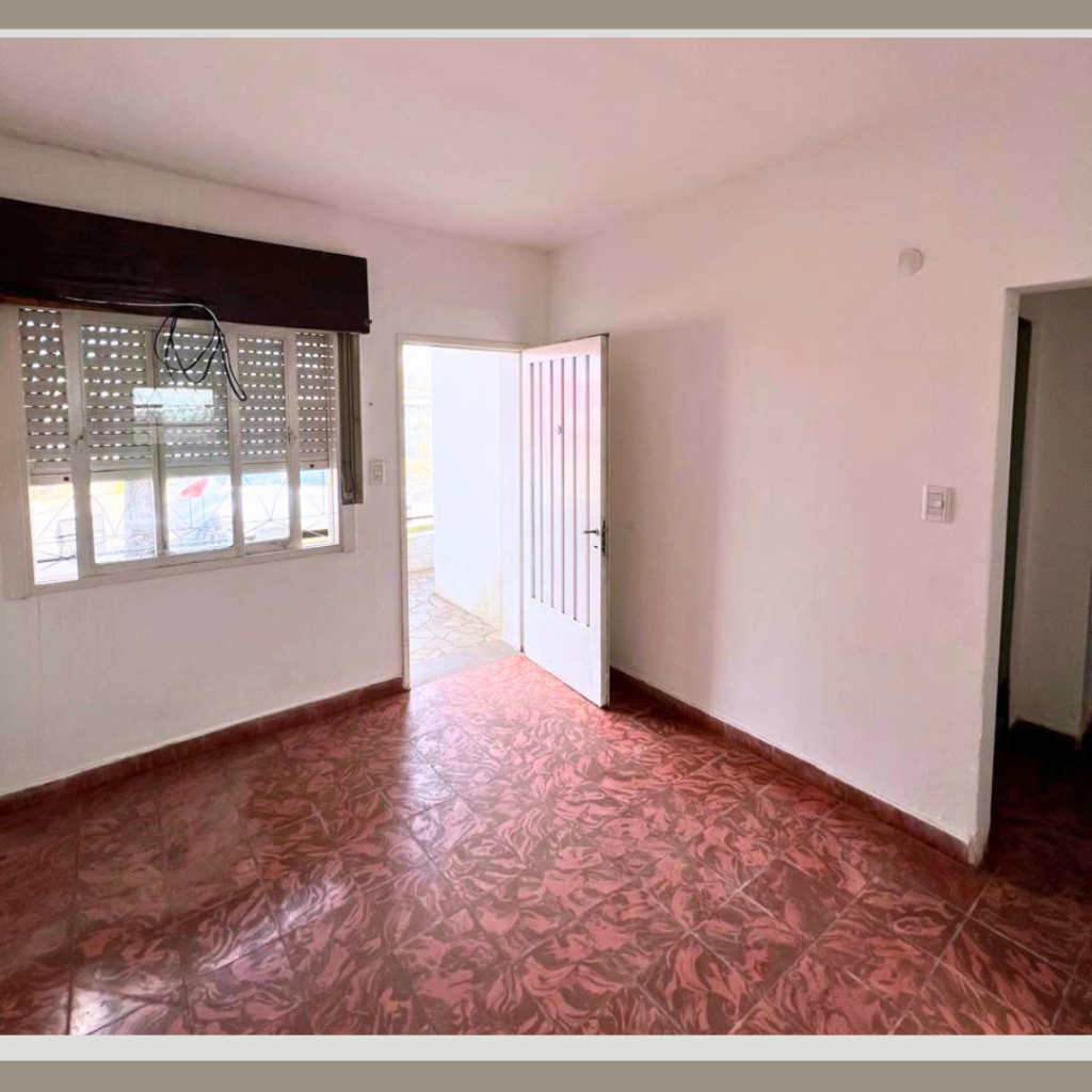 Casa en Venta - 52 entre 24 y 25 — imagen 3