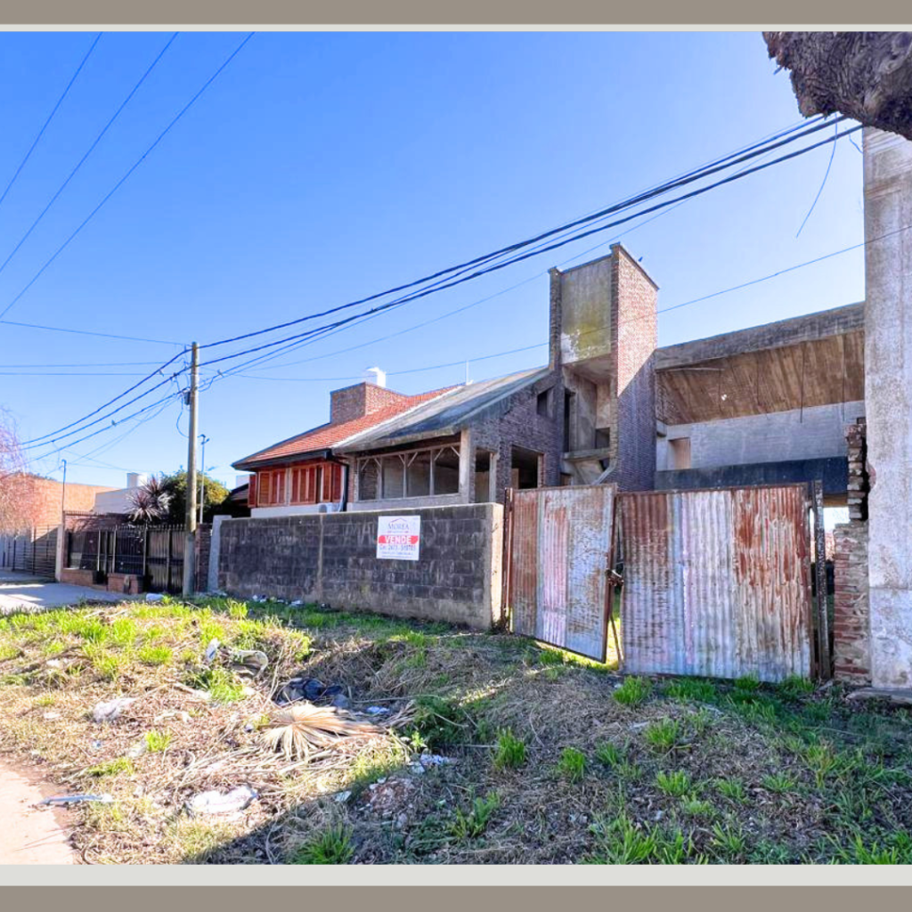 Terreno en Venta - 45 entre 20 y 21