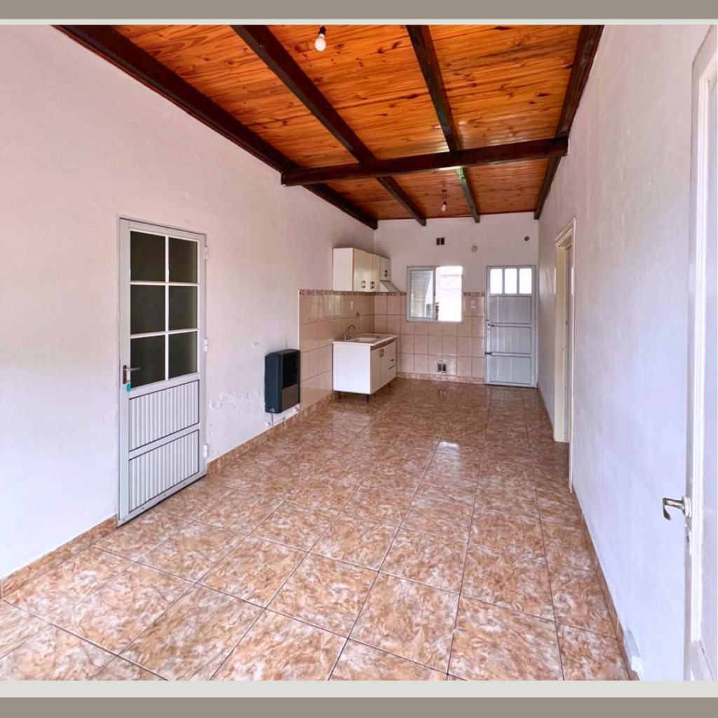 Casa en Venta - 14 entre 43 y 44 — imagen 3